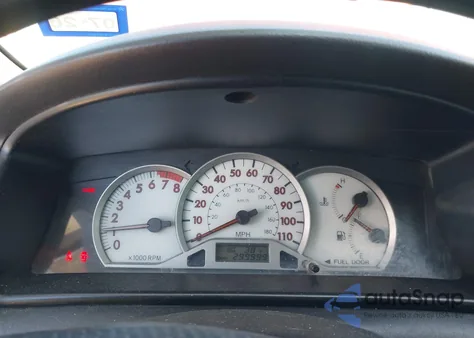 2005 Toyota Corolla S z USA, uszkodzony, nr VIN 1NXBR32E75Z438115